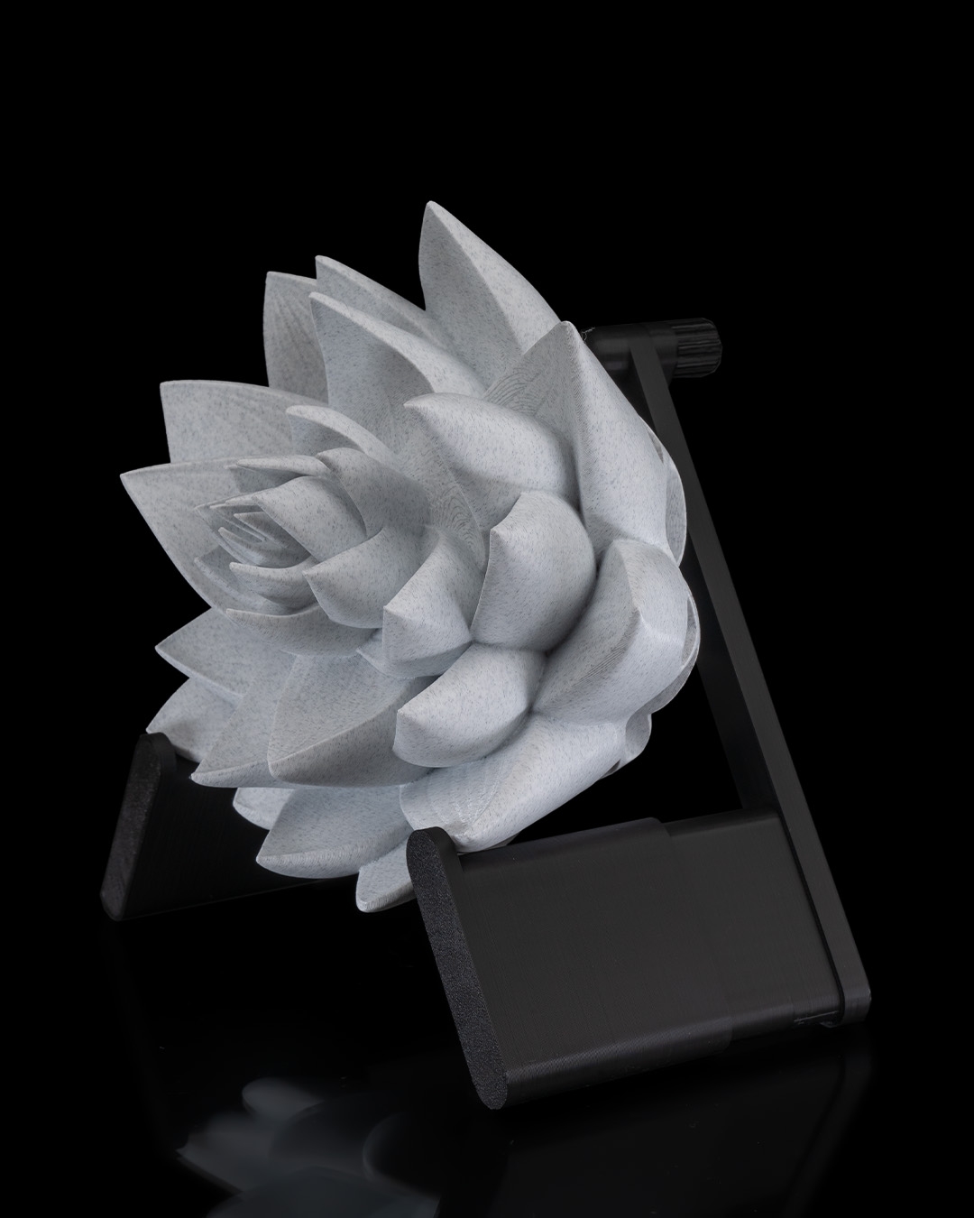 The Lotus Wall Light - Image 4